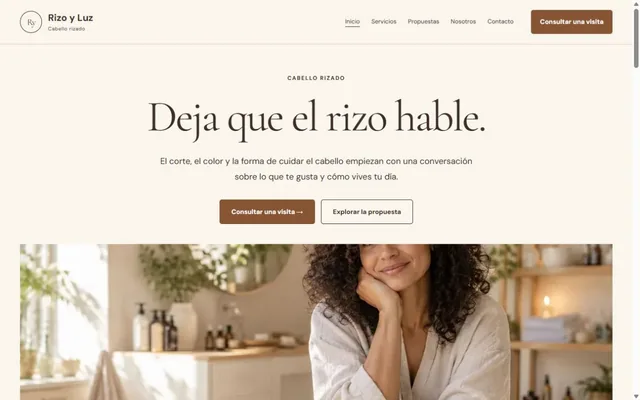 Vista previa de Rizo y Luz · Cabello rizado